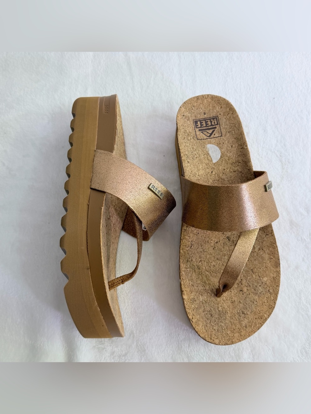 Reef Metallic Rose Gold Cork Platform Thong Sandal - Picture 5 of 9